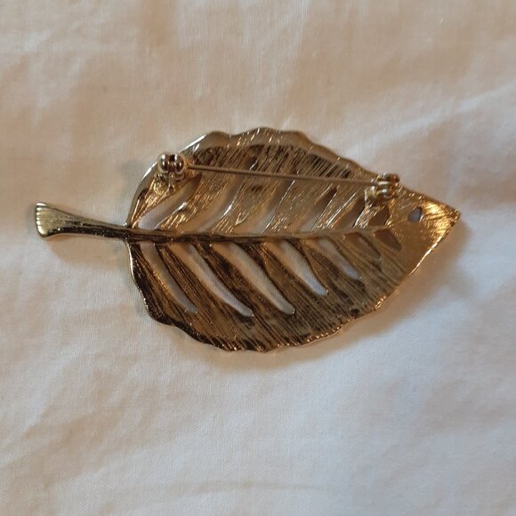 Autumn Leaf Pin - Picture 3 of 3